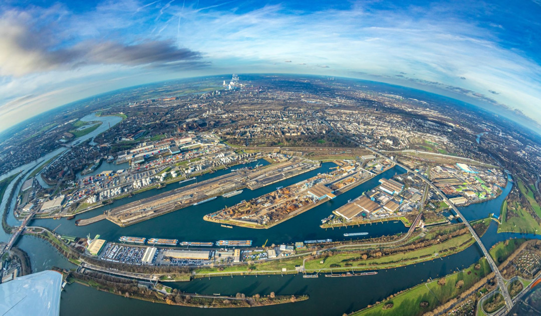 Luftbild_Duisburger Hafen_Ruhrort Jan23_Hans Blossey